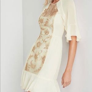 🆕 BGBG MAXAZRIA Metallic Floral Sequin Dress NWT